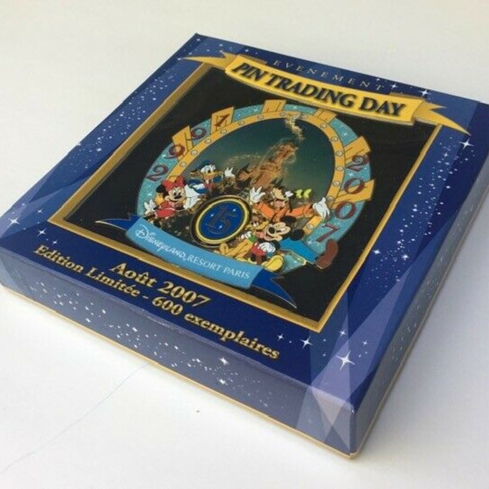 Disney Jumbo Pin 56614 ~ DLRP ~ Pin Trading Day 15 years Fab 5 Tinker Castle